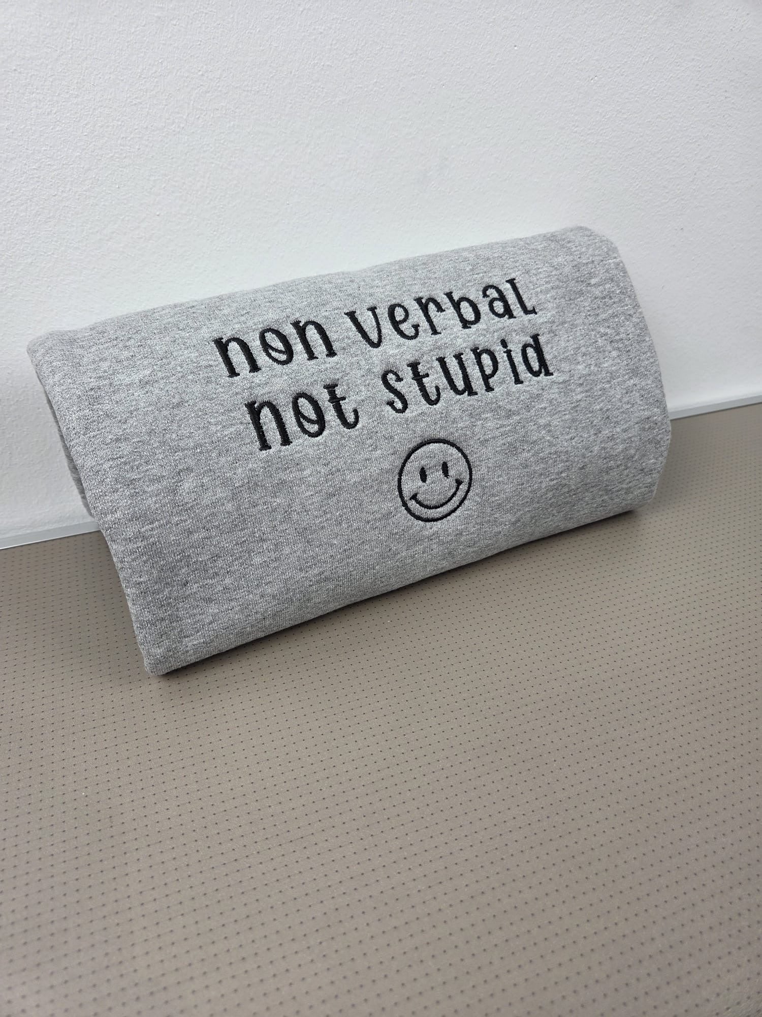 Non Verbal Not Stupid
